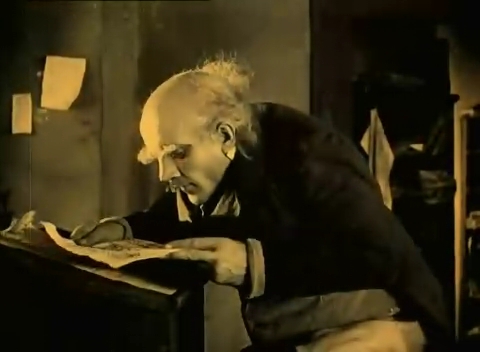 من أقوى أفلام الرعب في العالم Nosferatu 1922 مترجم من رفعي Nosfer16