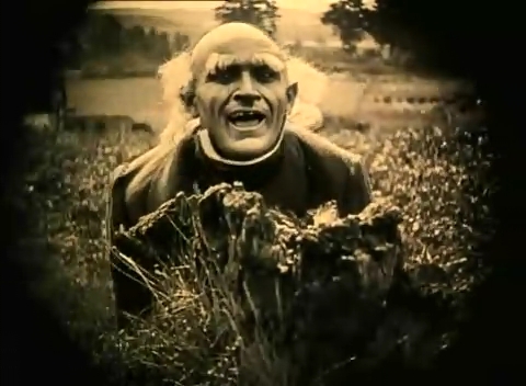 من أقوى أفلام الرعب في العالم Nosferatu 1922 مترجم من رفعي Nosfer35